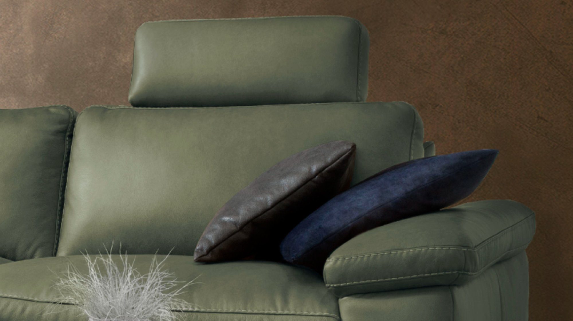 KAWOLA Ecksofa LOLA, Sofa Stoff od. Leder, Recamiere rechts od. links, versch. Farben