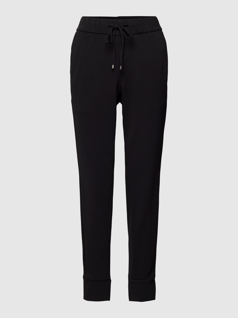 Verkürzte Jogpants mit elastischem Bund Modell 'CARY' in schwarz
