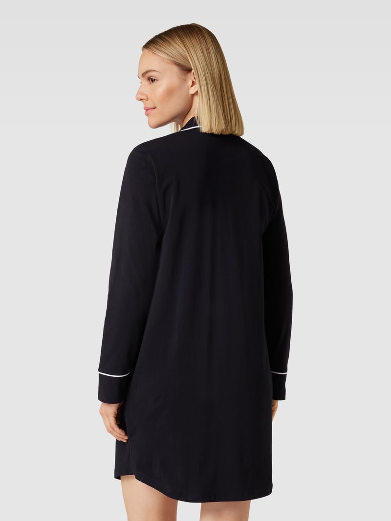 Nachthemd mit Umlegekragen Modell 'Beautiful Basics' in schwarz