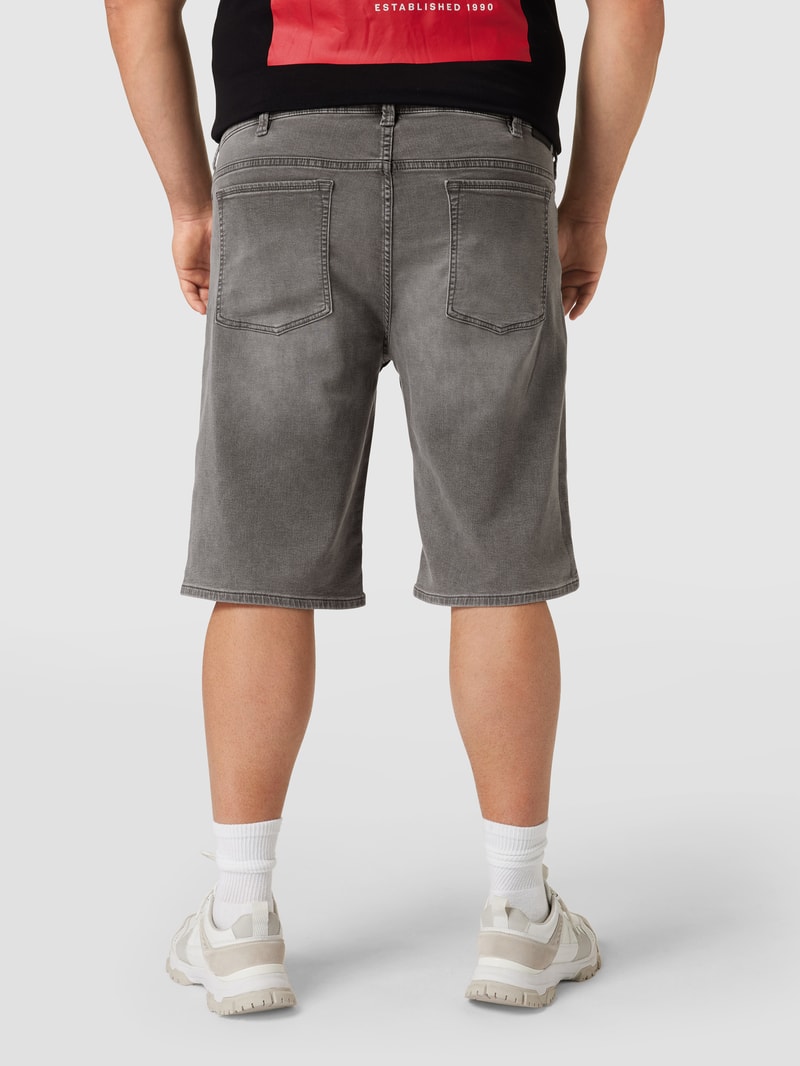 PLUS SIZE Straight Fit Jeansshorts im Used-Look in hellgrau