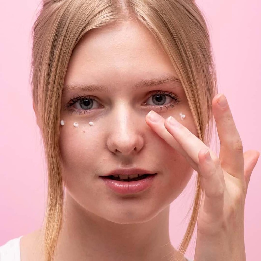 éciat Bright look Crème contour yeux