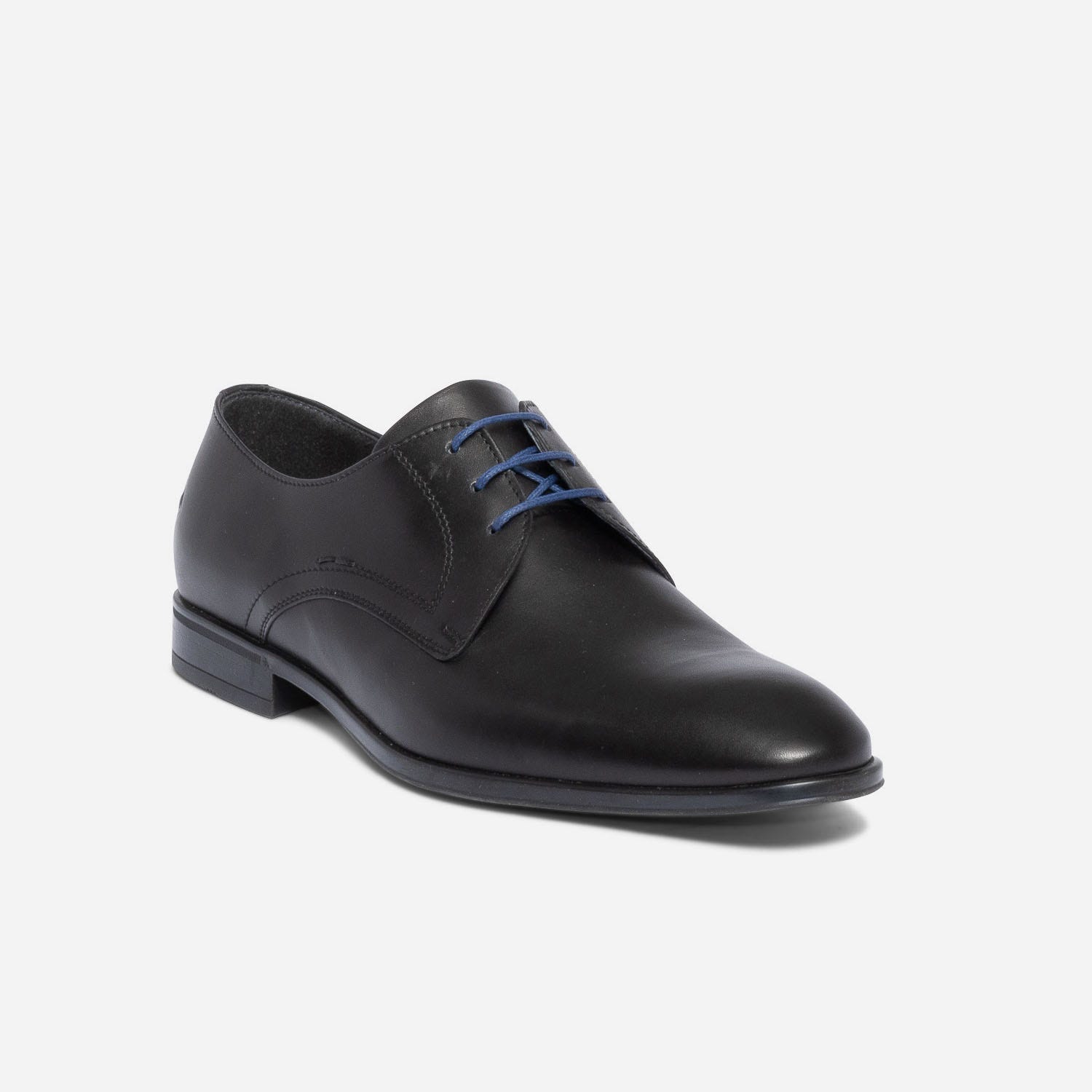 Derby noir en cuir à lacet bleu