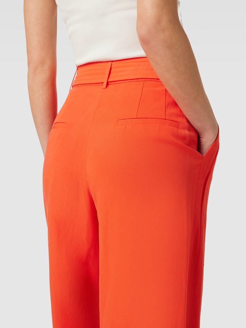 Hose mit Stoffgürtel in orange
