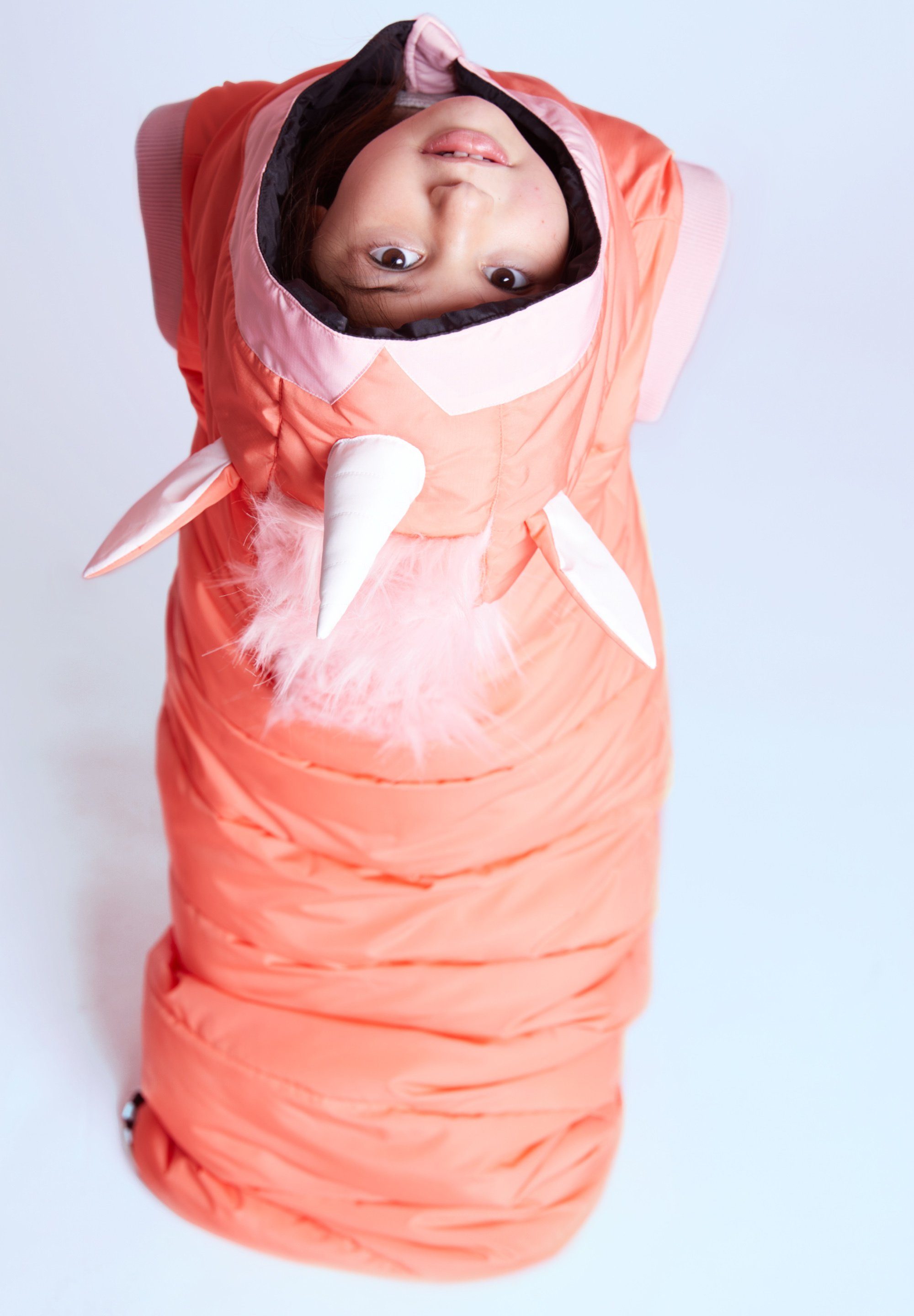 WeeDo Funktionsweste UNIDO Einhorn aus einem Schlafsack wird Dank des Kordelzugs eine Weste
