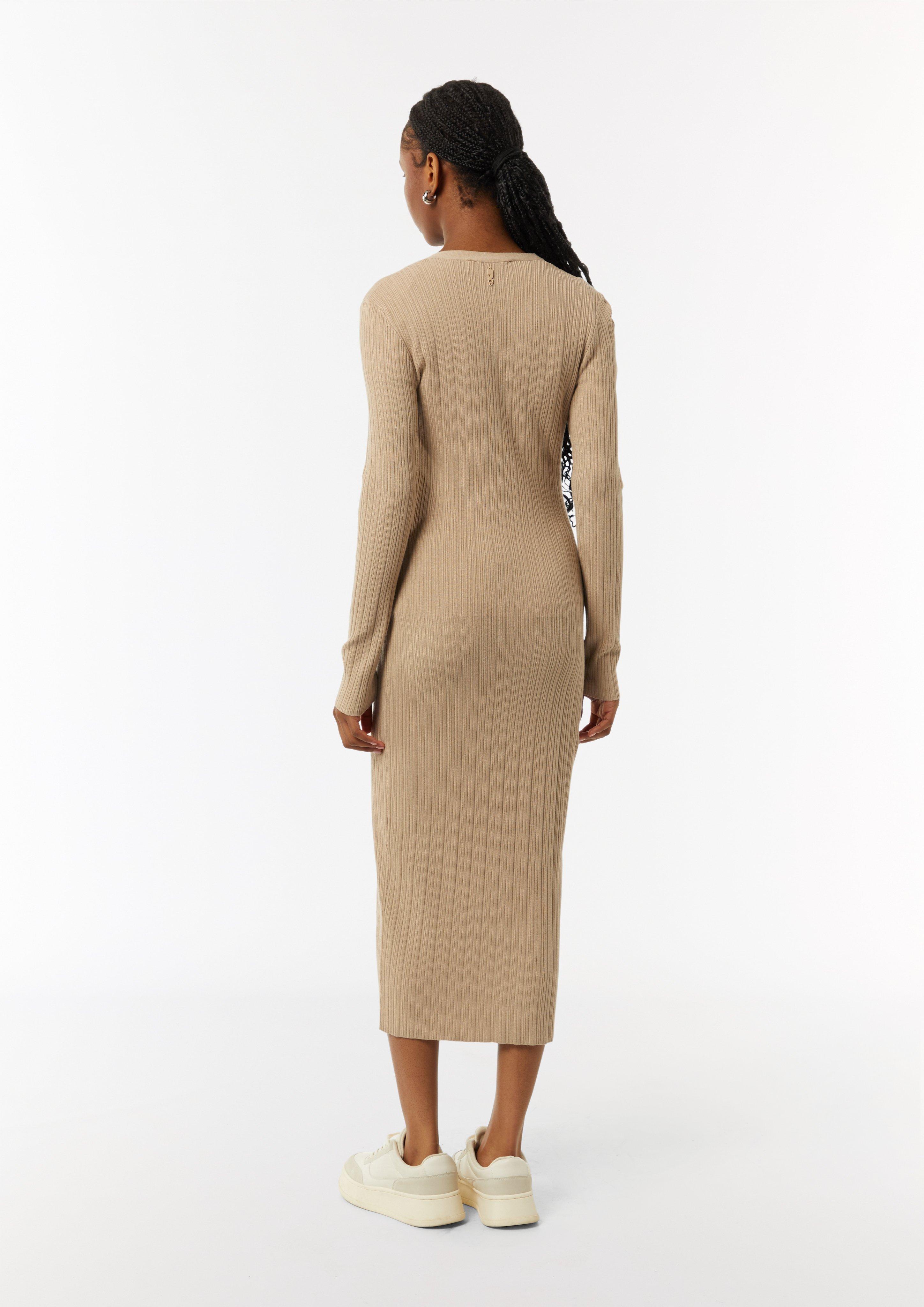 Geripptes Midikleid mit dekorativer Knopfleiste - sandstein