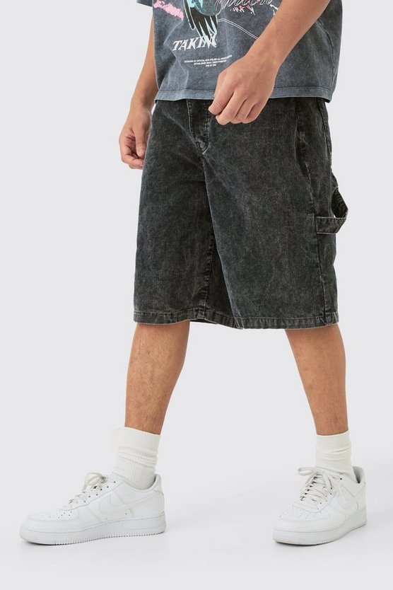 Schwarze Cord-Jorts mit Acid-Waschung