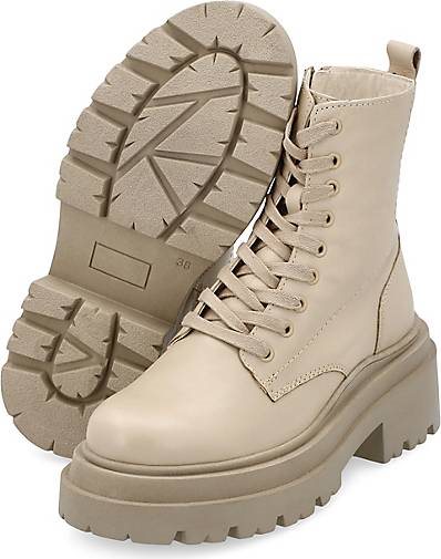 Another A Plateau-Boot