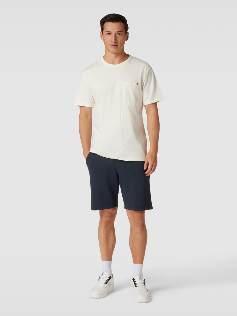 Shorts mit seitlichen Eingrifftaschen in dunkelblau