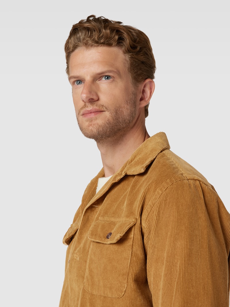 Cordhemd mit Brusttaschen in camel