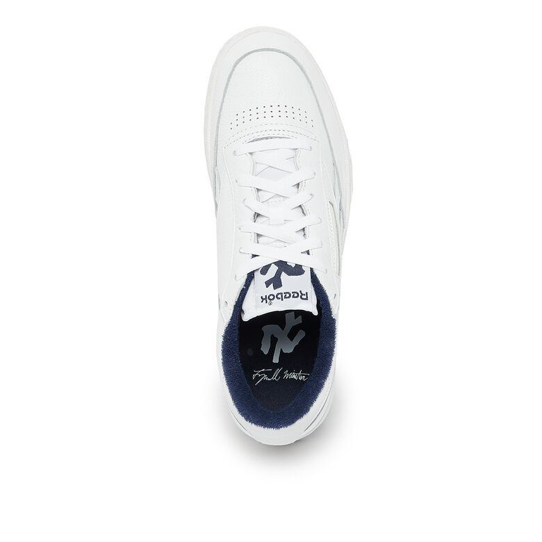 Reebok x Tyrrell Winston Club C Revenge Vintage ftwr white/chalk/vector navy