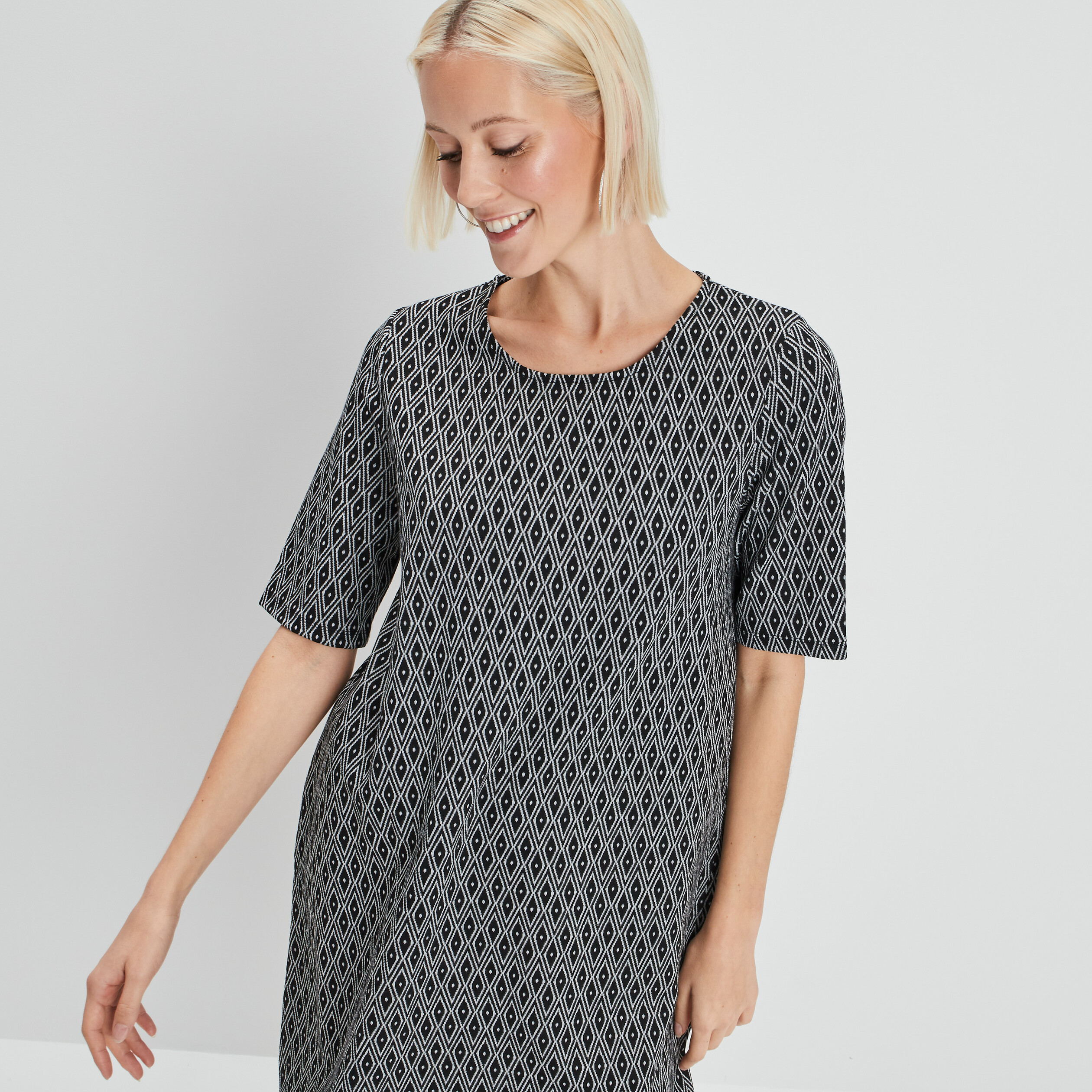 Robe droite manches courtes noir femme | La Halle