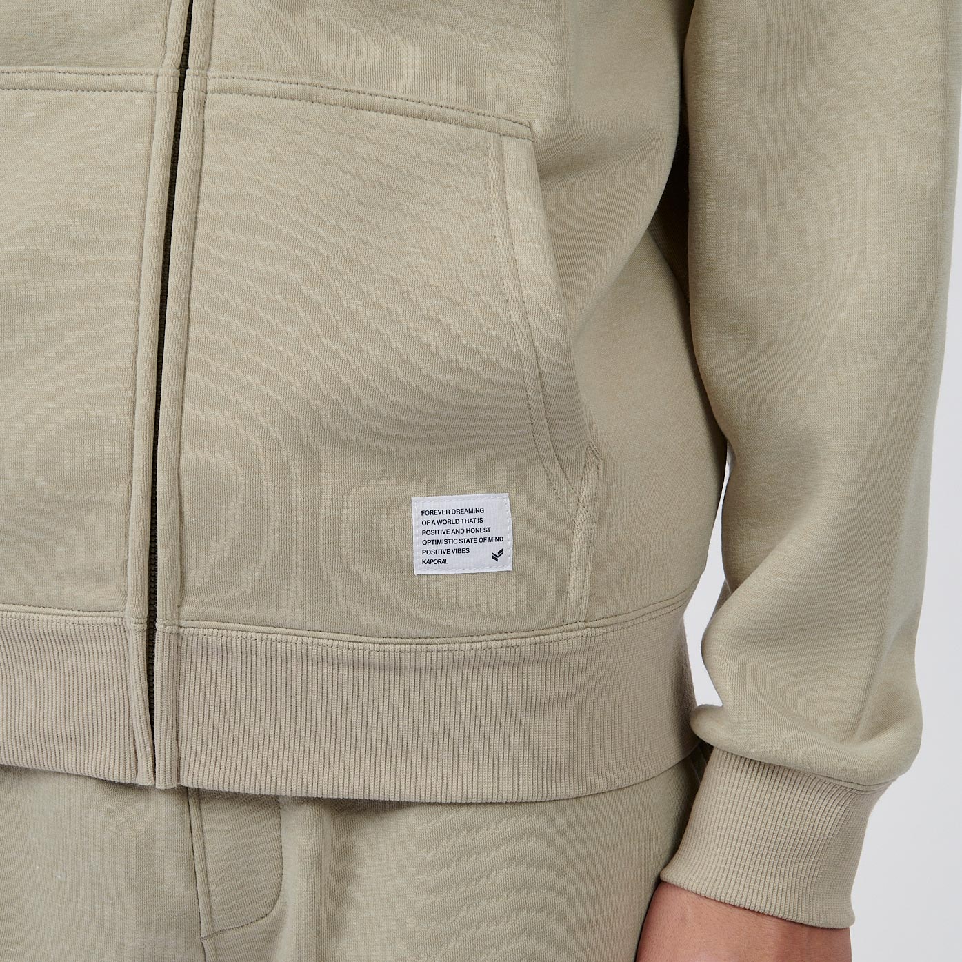 BYLA   Sweat beige homme