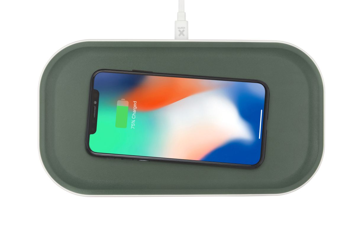 Xtorm 15 Watt Wireless-Ladegerät und UV-Desinfektionsmittel-Box