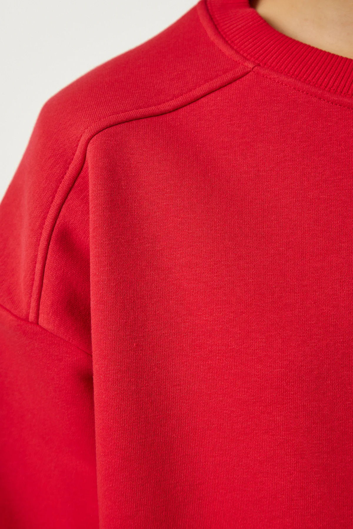Happiness İstanbul  Rotes Damen-Sweatshirt mit Reißverschluss, detailliertem, erhöhtem Strickmuster UB00148