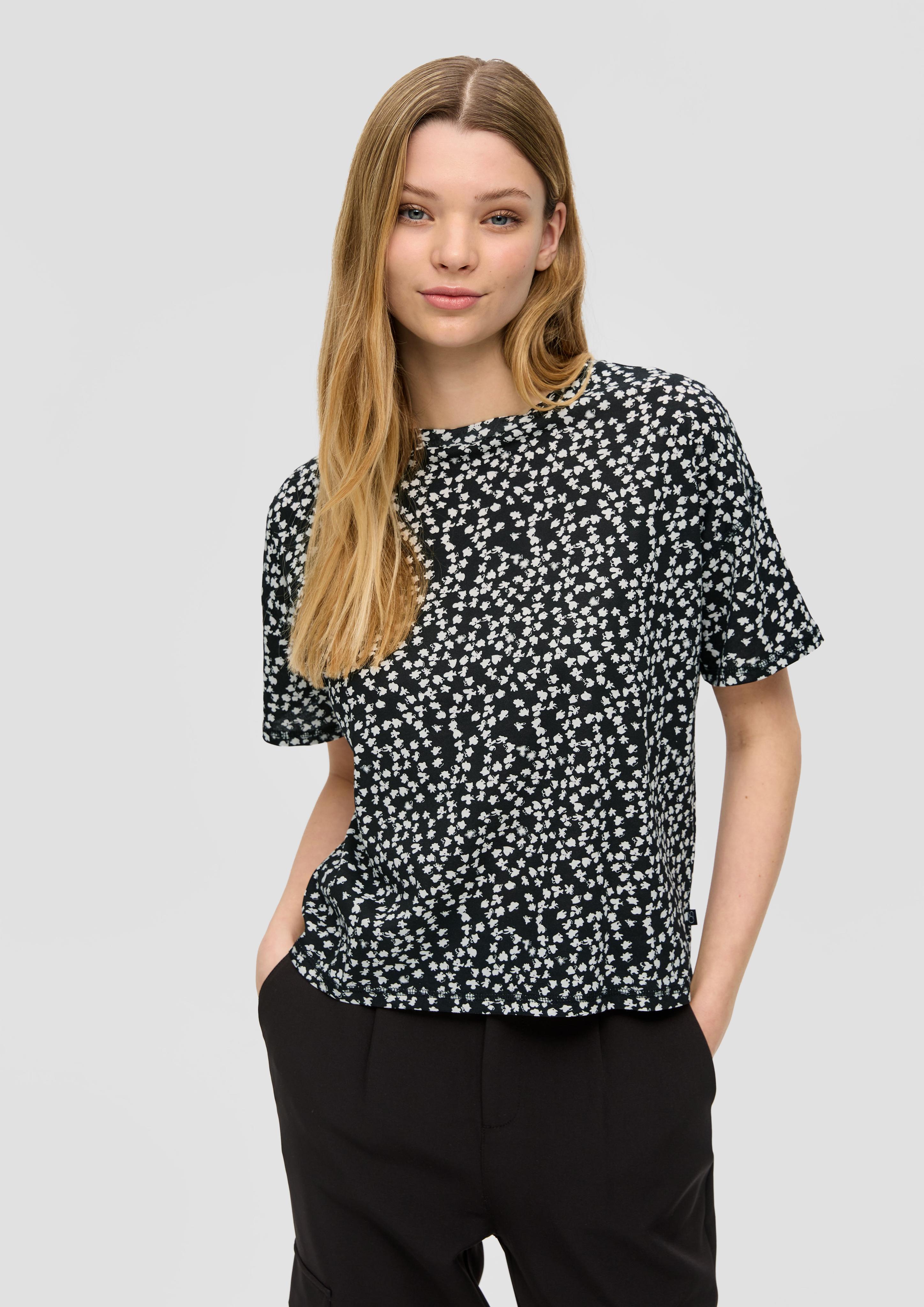 T-Shirt mit All-over-Print im Loose Fit  2141079-99A4