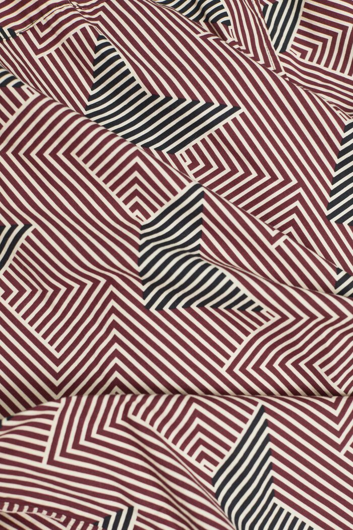 Hemd in normaler Passform mit geometrischem Print