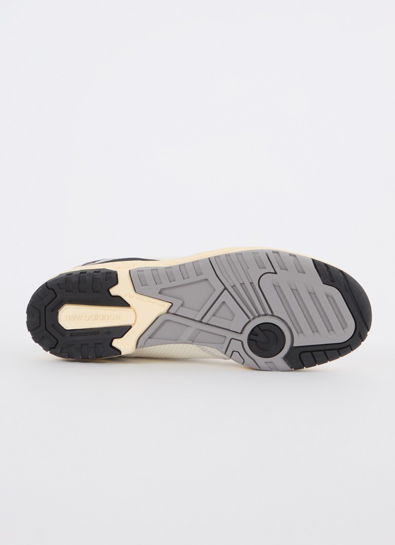 Δερμάτινα αθλητικά παπούτσια New Balance 550 με λεπτομέρειες από πλέγμα