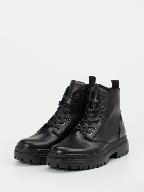 Boots-47010090738 Konstantin Starke