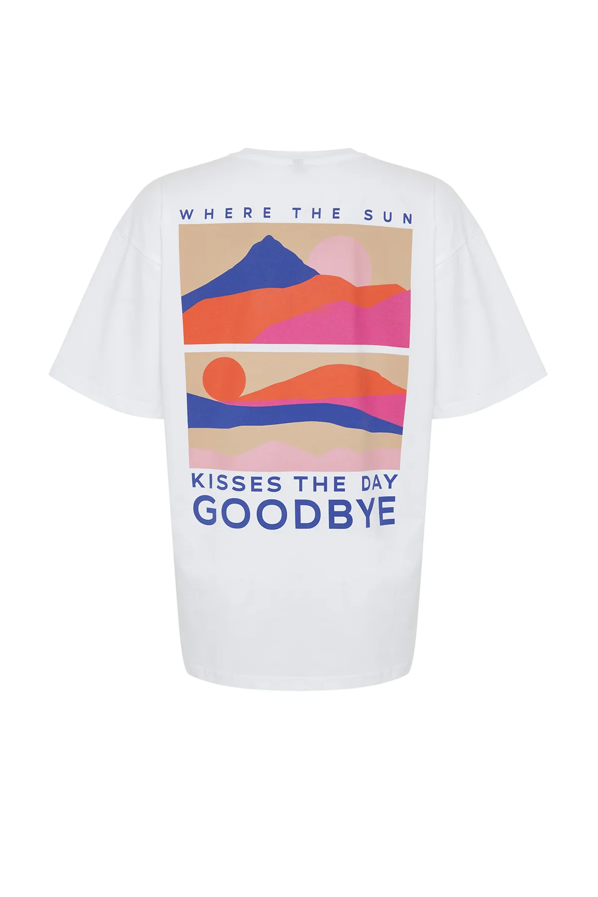 Trendyol Collection  Weißes Premium Oversize/Weit geschnittenes Rundhals-Strick-T-Shirt mit Aufdruck TWOSS24TS00085