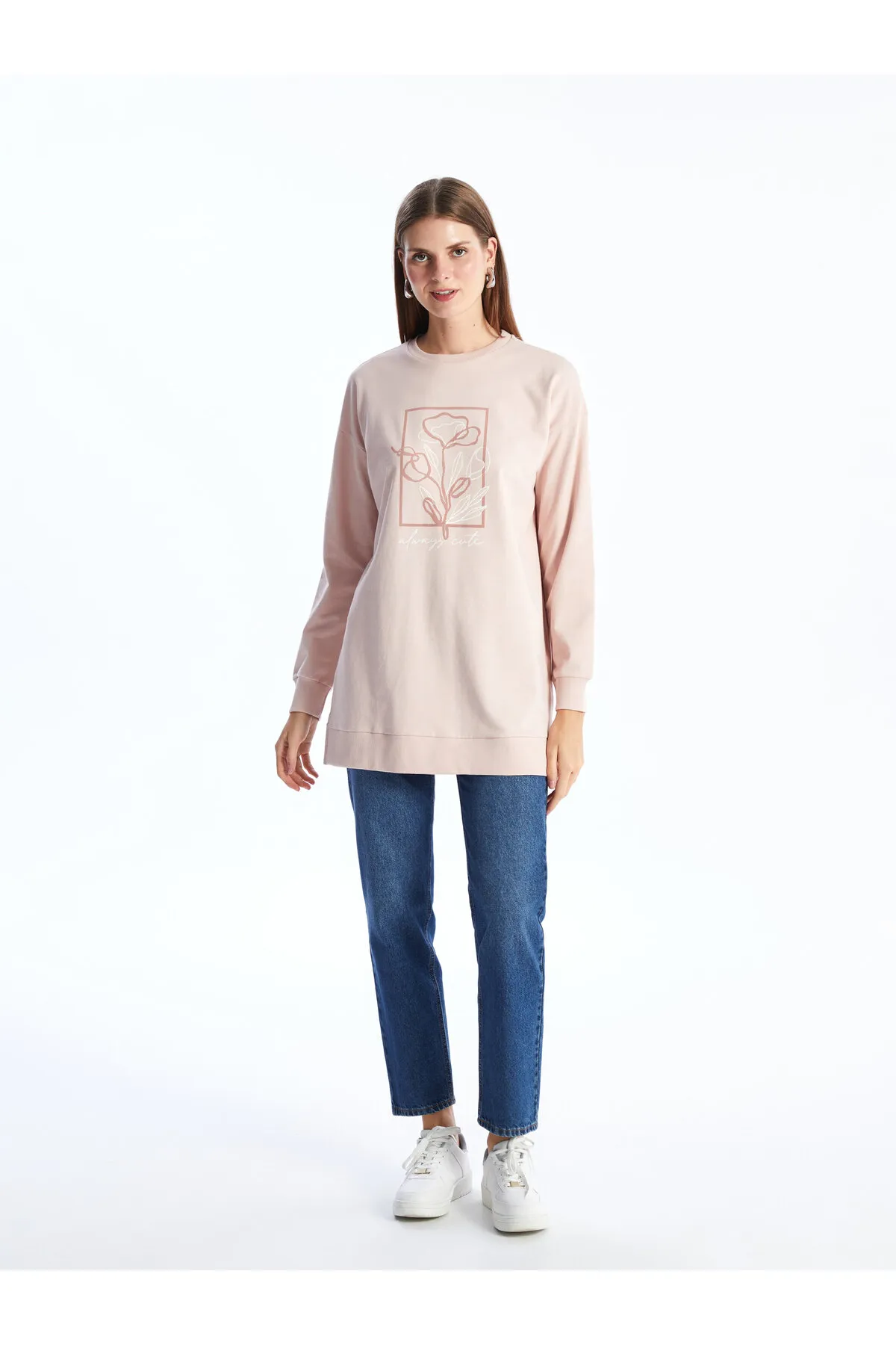 LC Waikiki  Bedruckte, langärmlige Oversize-Damentunika mit Rundhalsausschnitt