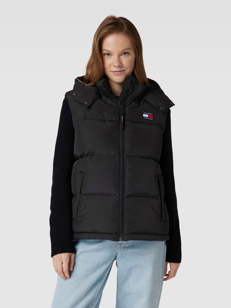 Steppweste mit Label-Patch Modell 'ALASKA' in schwarz