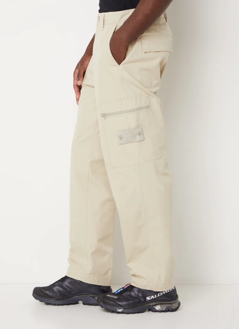 Pantaloni cargo cu croi larg și buzunare laterale Stone Island 319F1