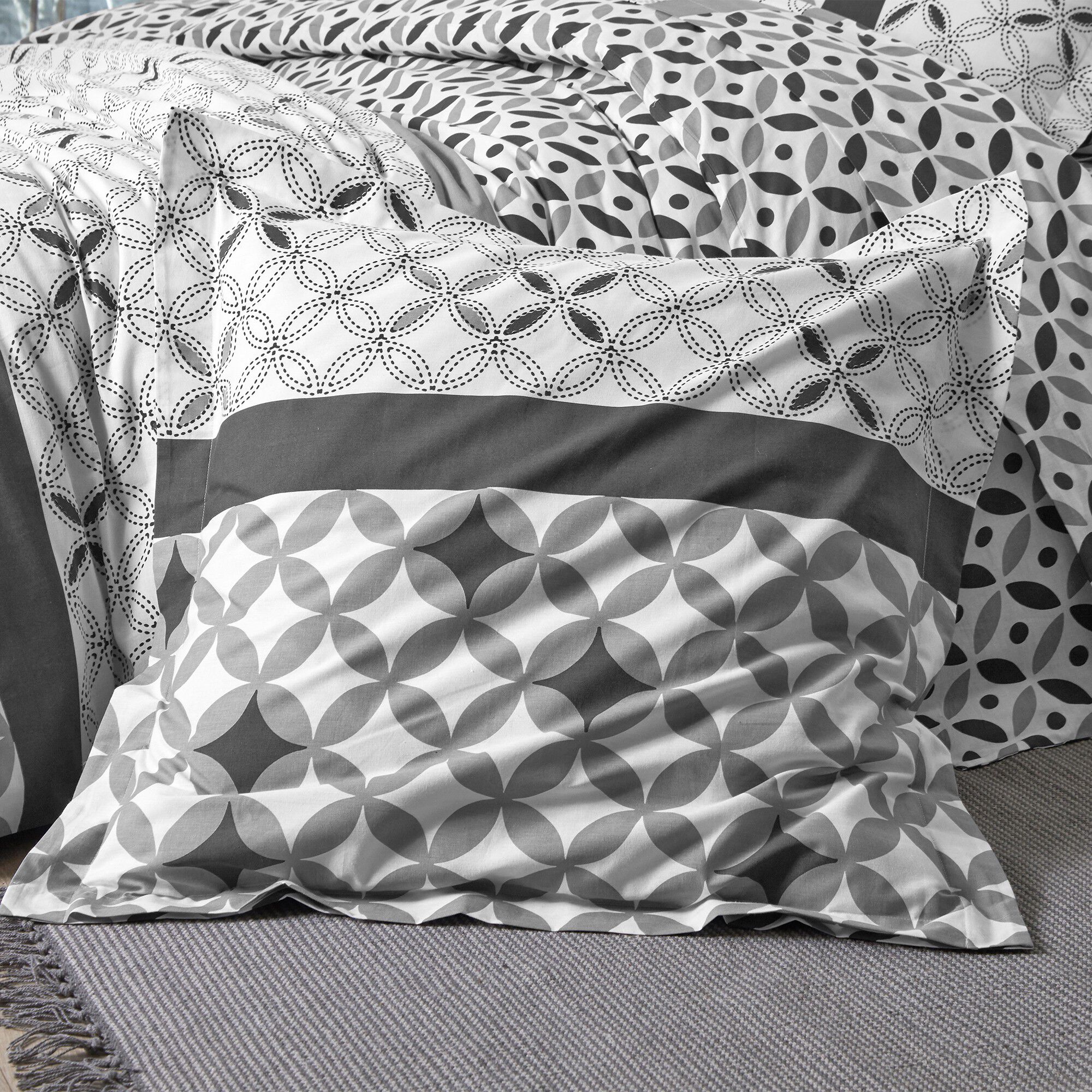 Linge de lit Marlow en coton motifs géométriques