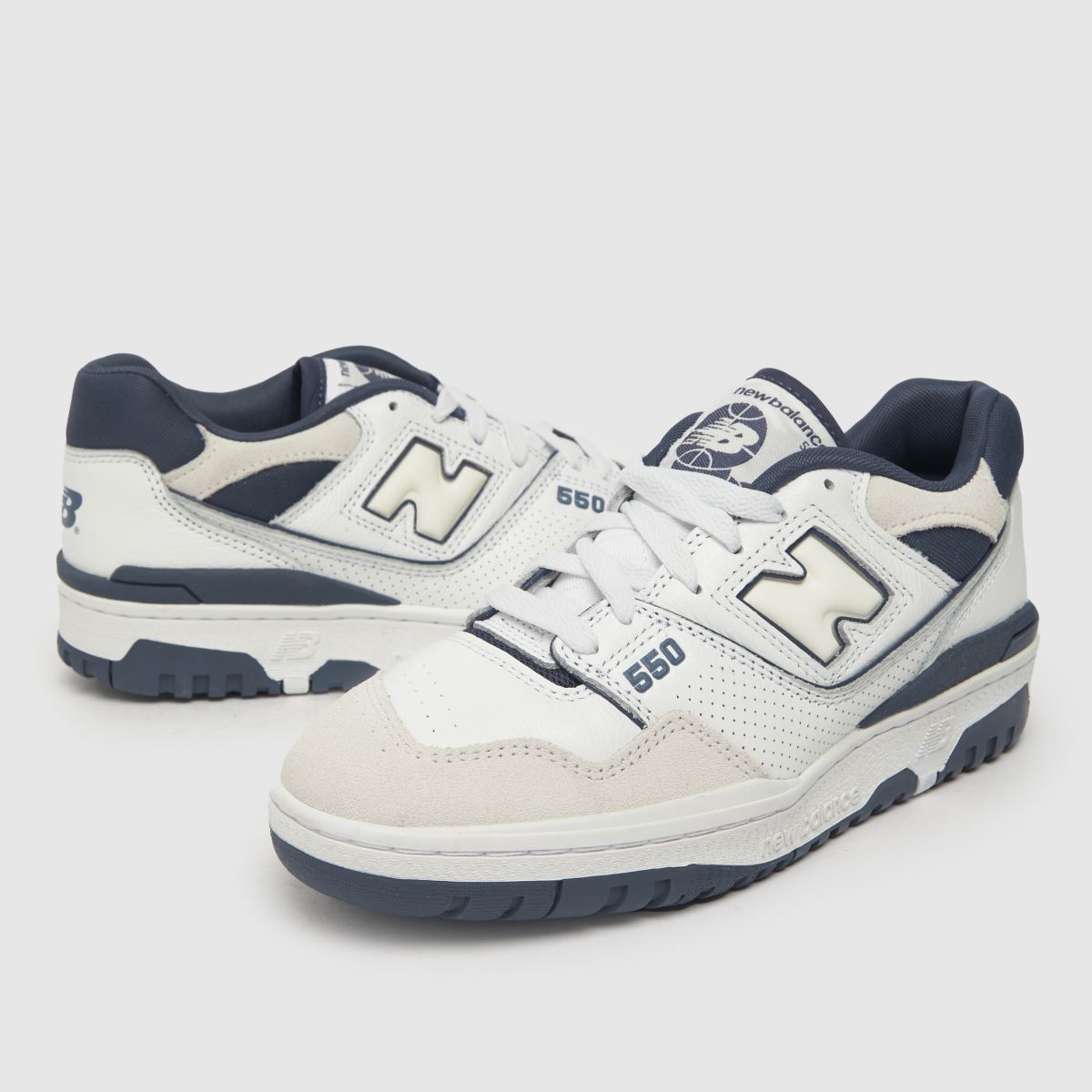 New Balance bb550 cipők fehér és kék színben