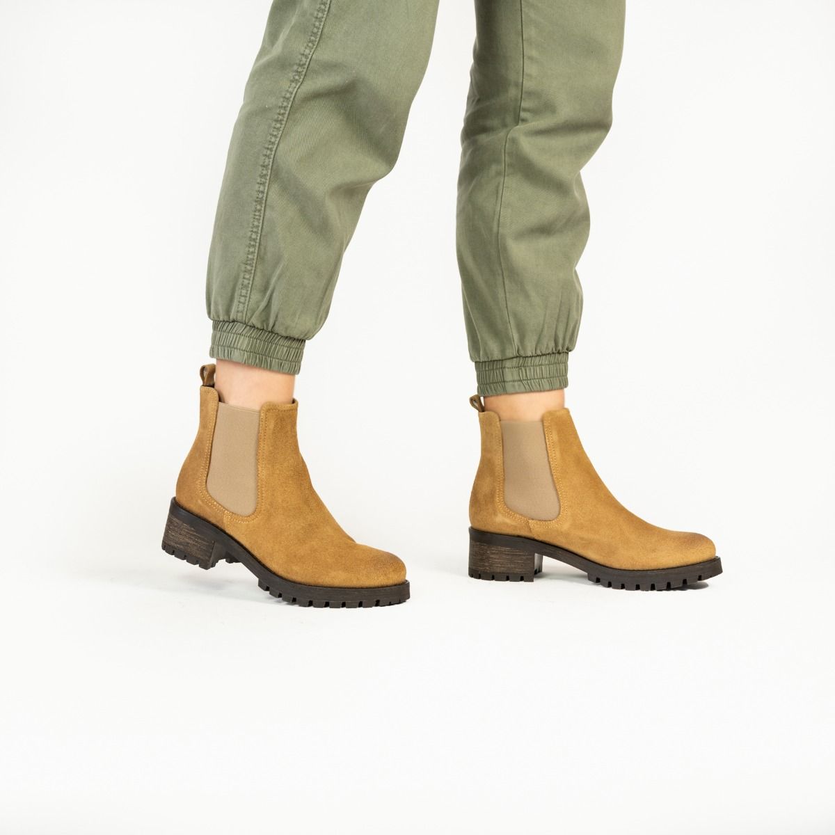 Minka Design   DIVA - camel