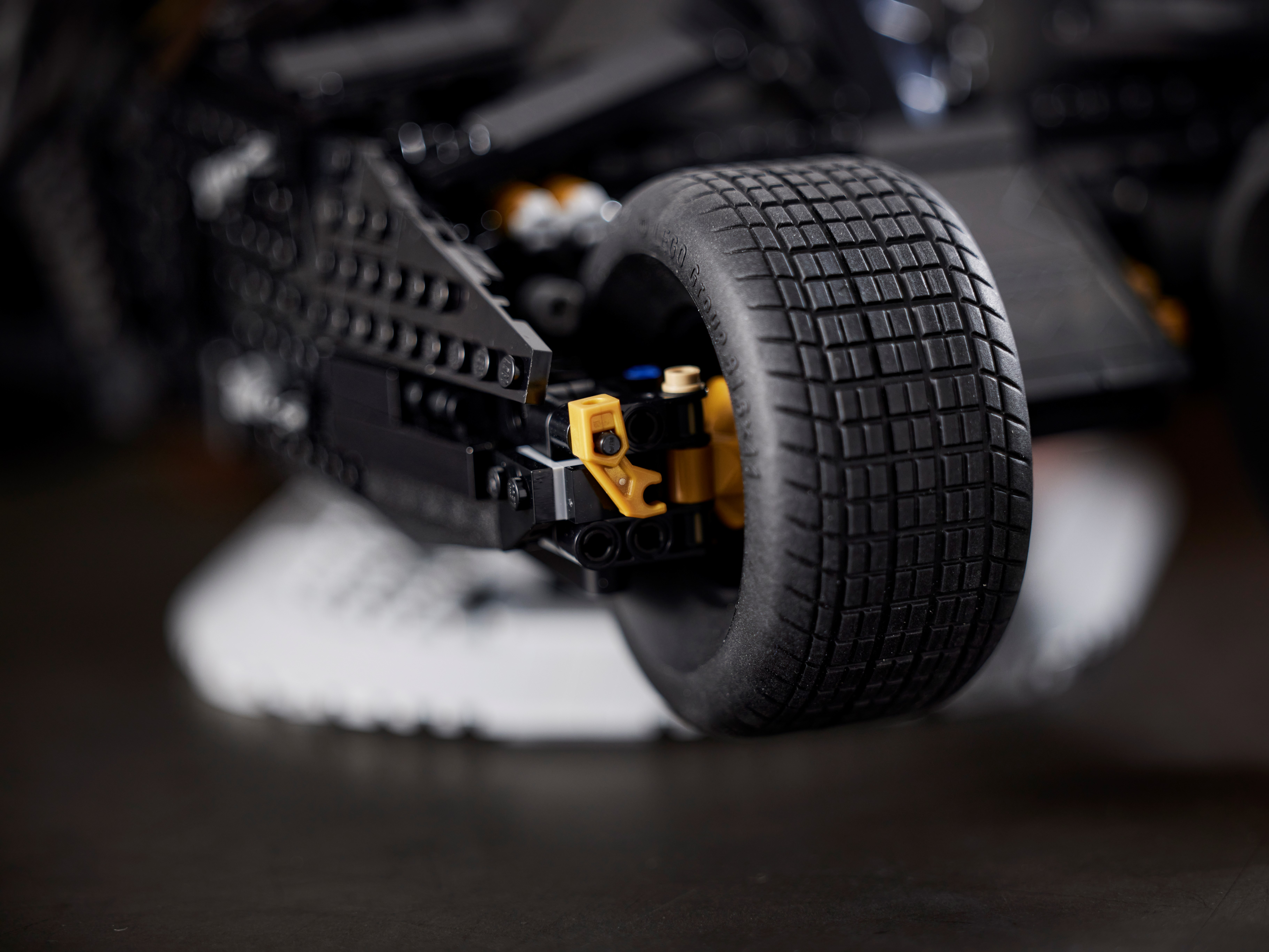 LEGO® DC Batman™ – Batmobile™ Tumbler 76240