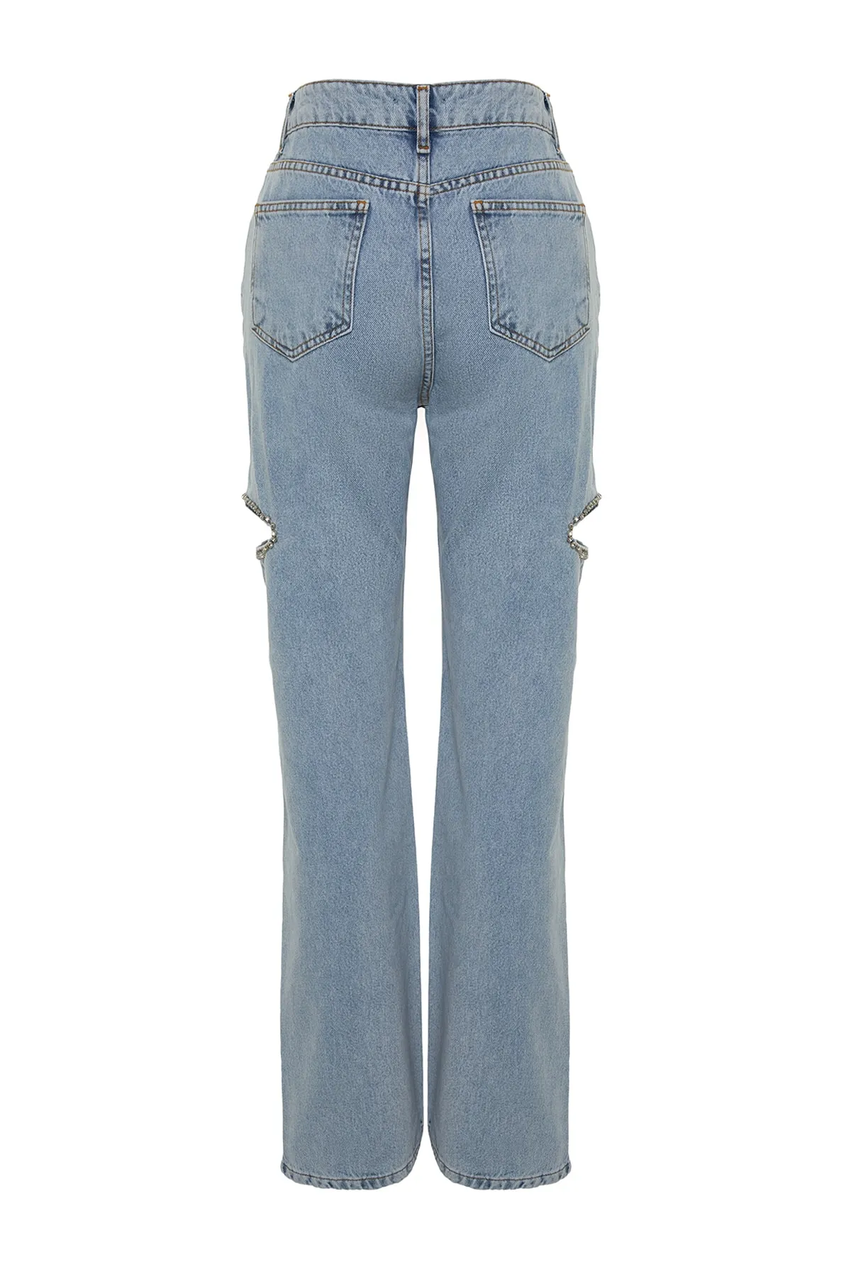 Trendyol Collection  Hellblaue Jeans mit Cut-Outs und Steindetails TPRAW23JE00010
