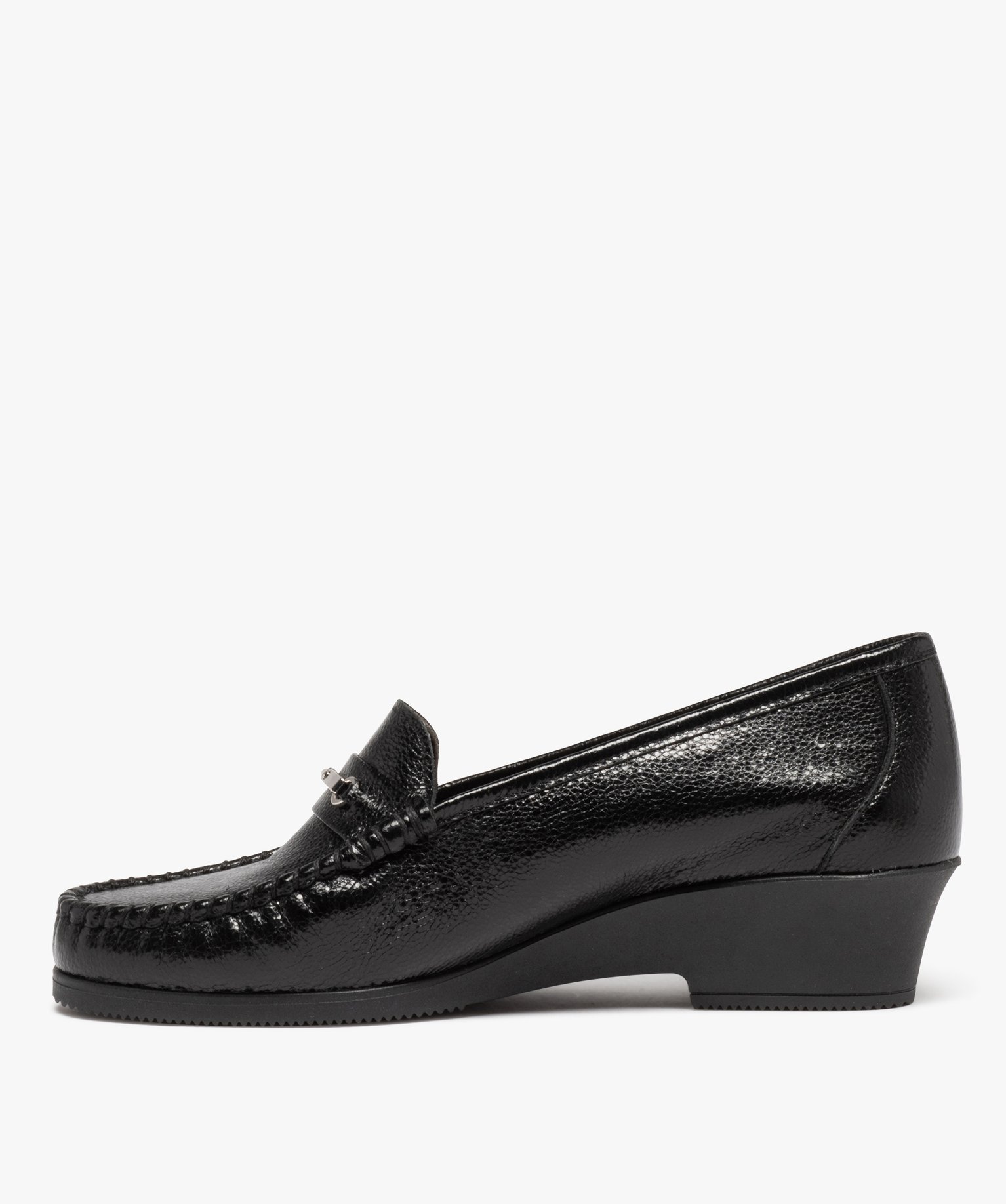 Mocassin confort avec dessus en cuir et bijou métallique femme noir | GEMO