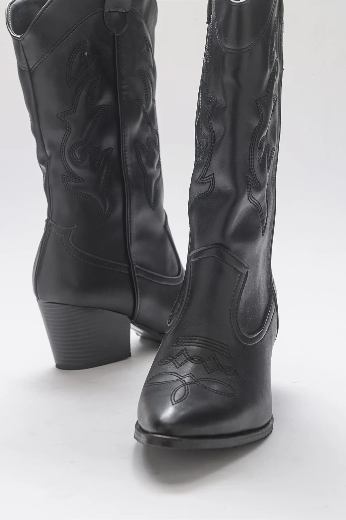LuviShoes  Roddy Black Skin Damenstiefel