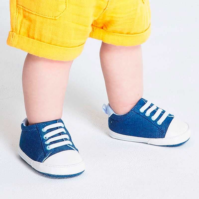 Basket montante effet denim bleues naissance