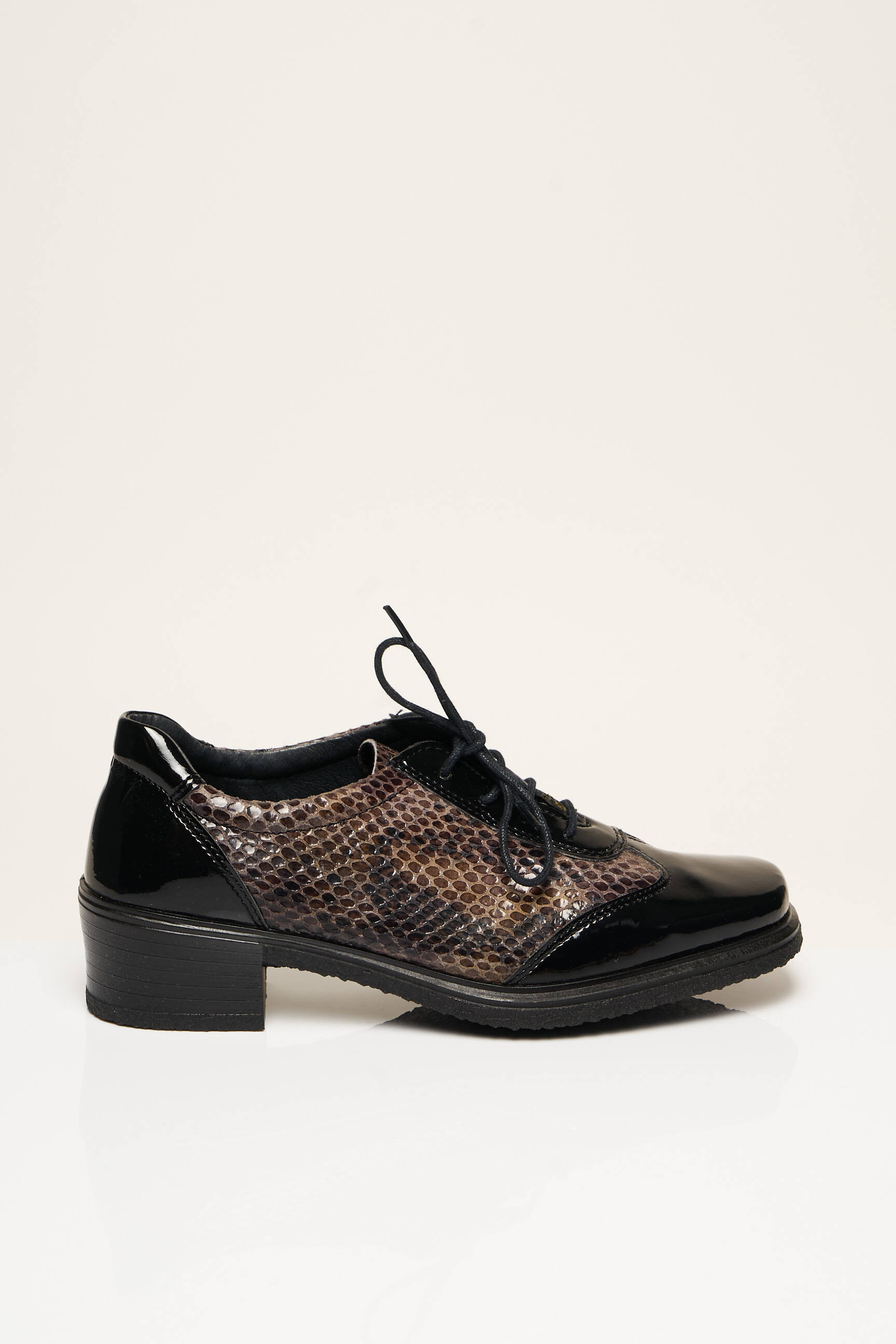 Rohde Derby Femme couleur noir