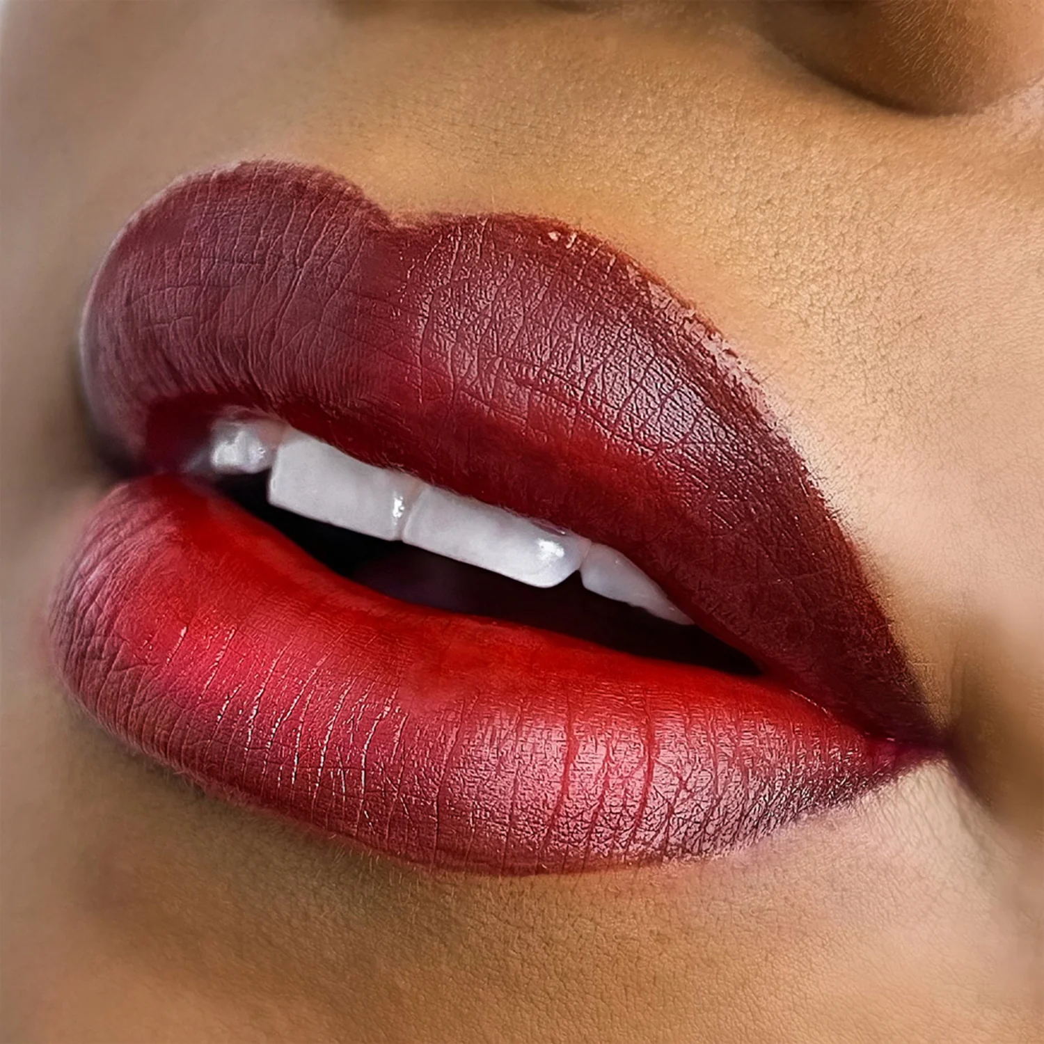 PURE BEAUTY AQUA LIP STAIN - Ruž za usne