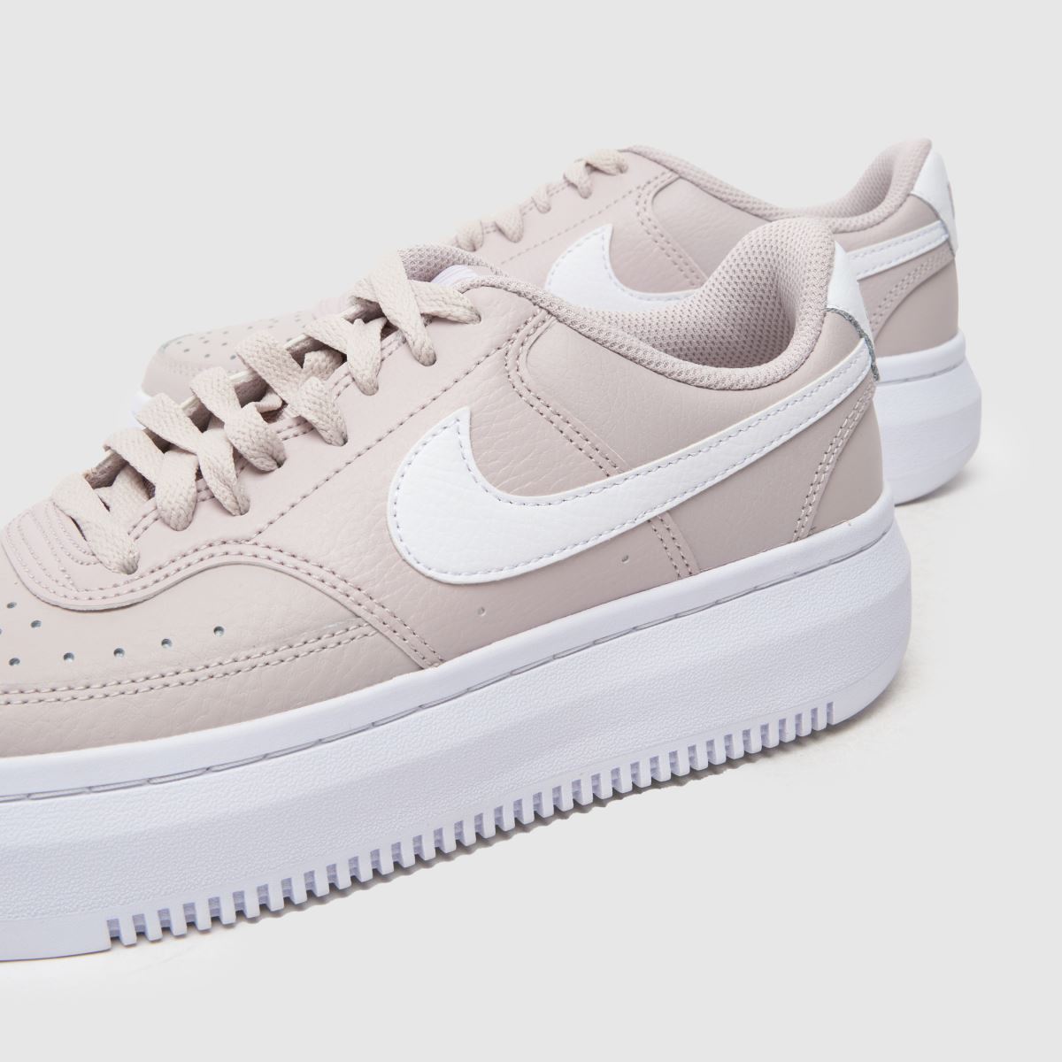 Nike Court Vision Alta – Ljusrosa träningsskor