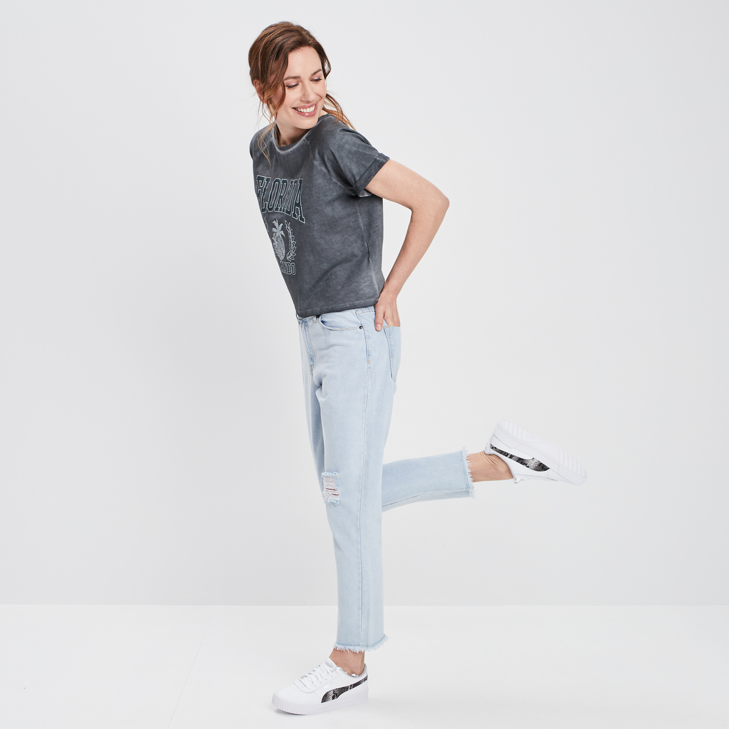 T-shirt cropped à col rond gris foncé femme | La Halle