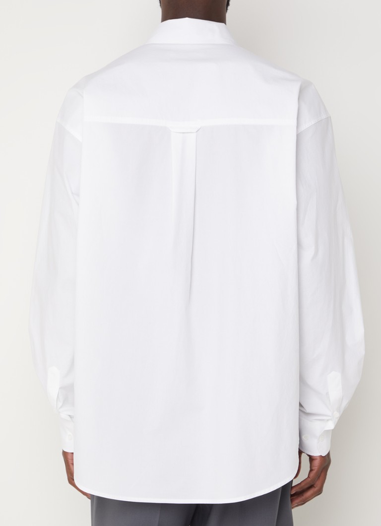 Camisa oversized Gus da Frankie Shop com bolsos no peito.