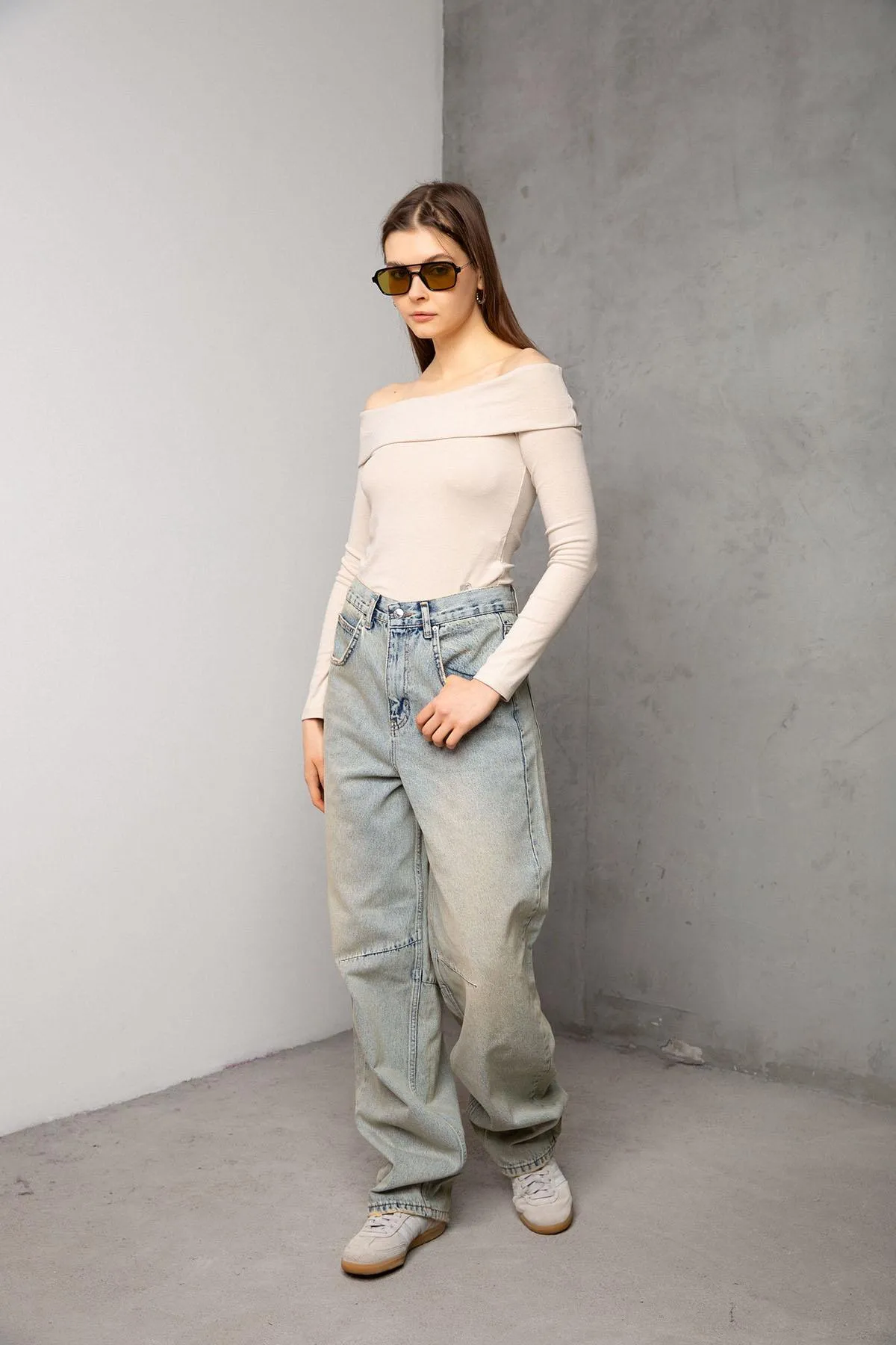 Maule  Schnalle im Detail, lockerer Schnitt, weites Bein, bequeme Baggy-Jeans, lockere Damenhose @milano