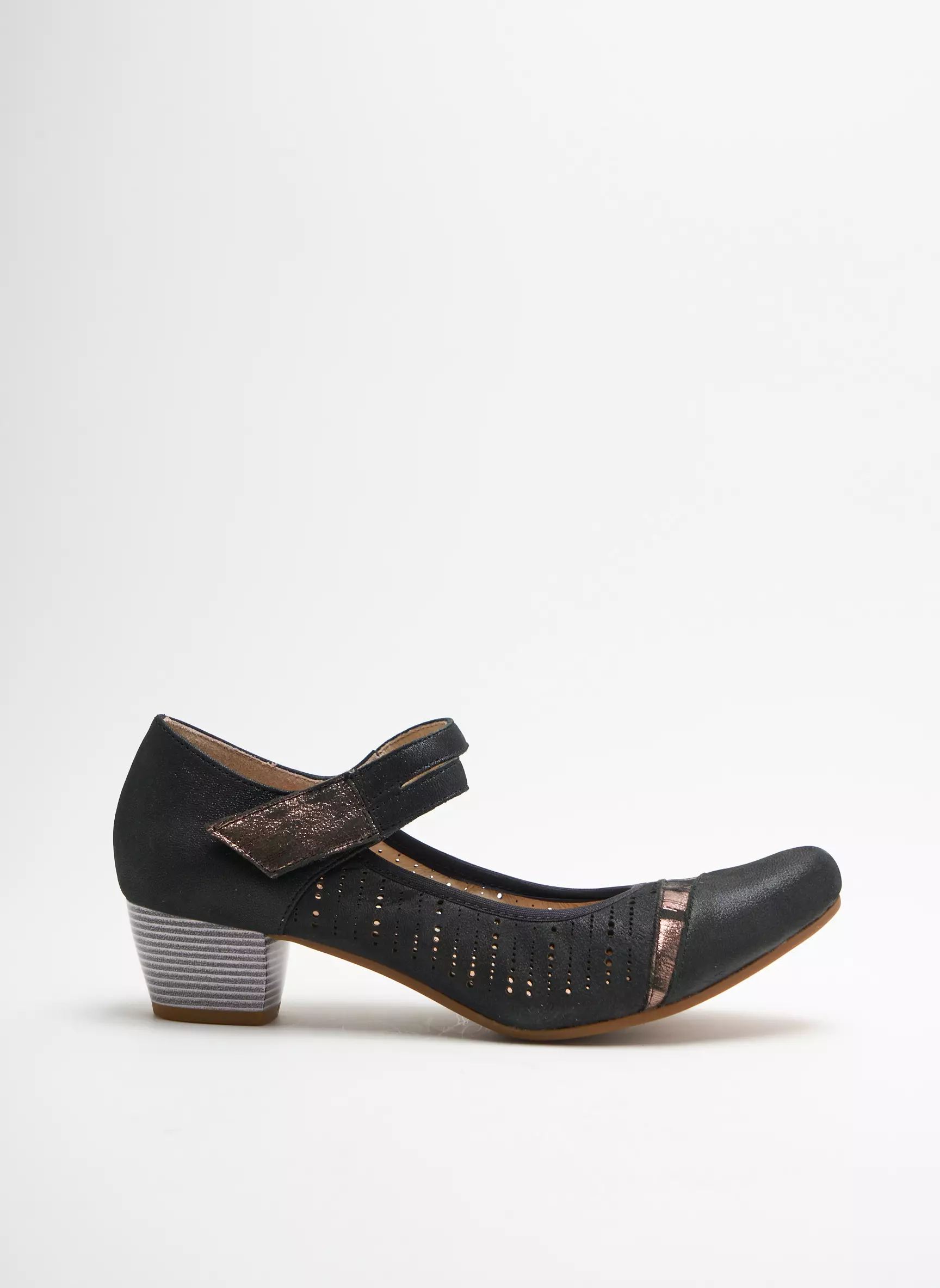 Fugitive By Francesco Rossi Ballerines Femme couleur noir