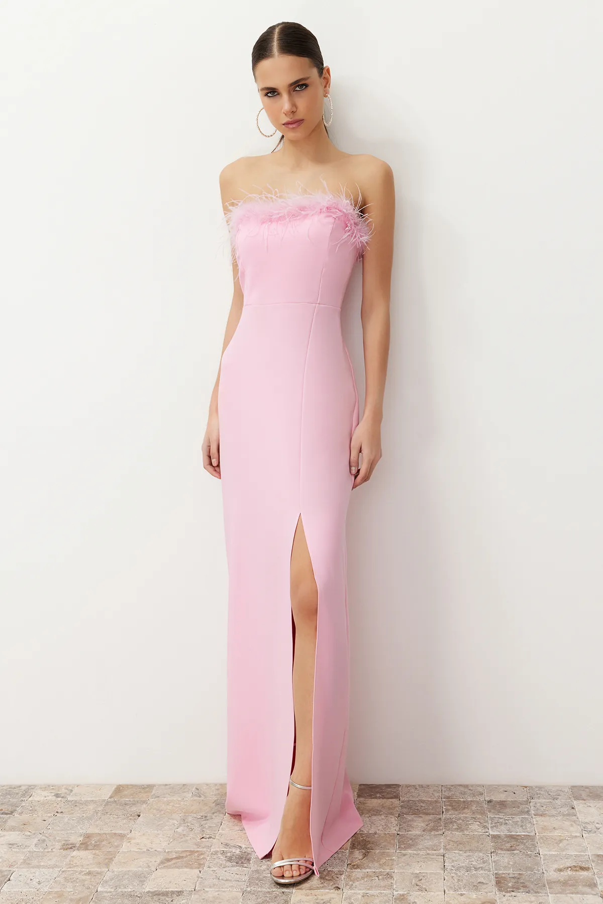 Trendyol Collection  Hellrosa durchbrochen gewebtes Abendkleid - TPRSS22AE0095