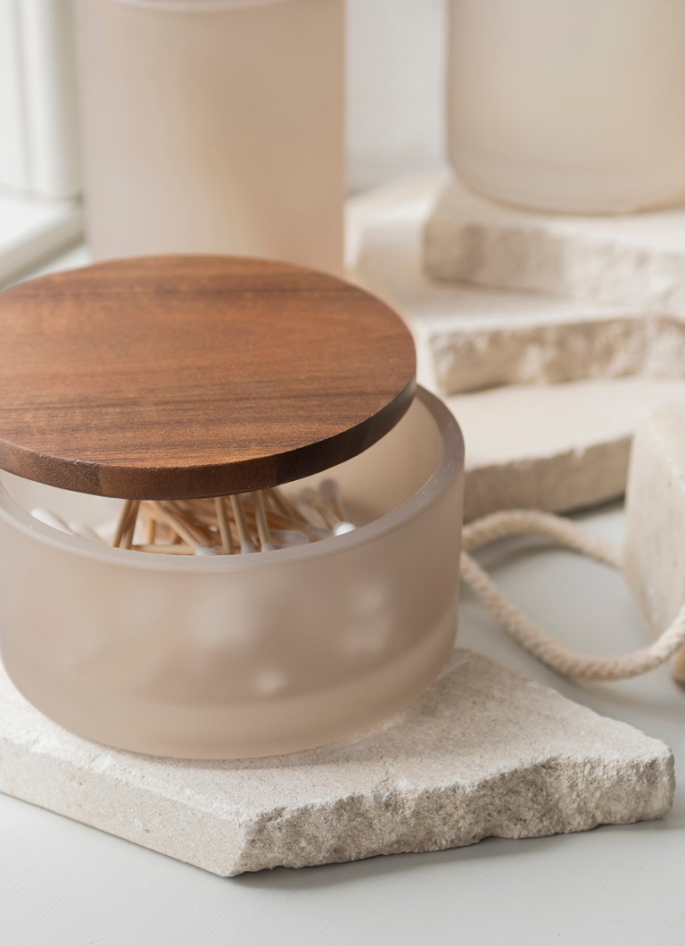 Mette Ditmer  Modest opbergpot