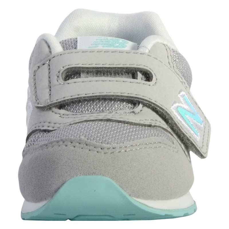 Baskets à scratch 996