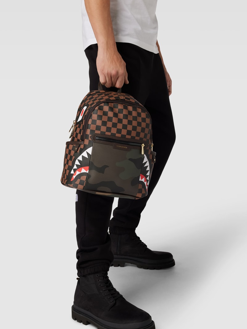 Rucksack mit Allover-Muster Modell 'SIP WITH CAMO ACCENT' in mittelbraun