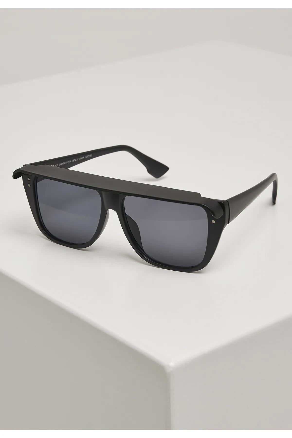 Urban Classics  Accessoires 108 Chain Sonnenbrille Visier