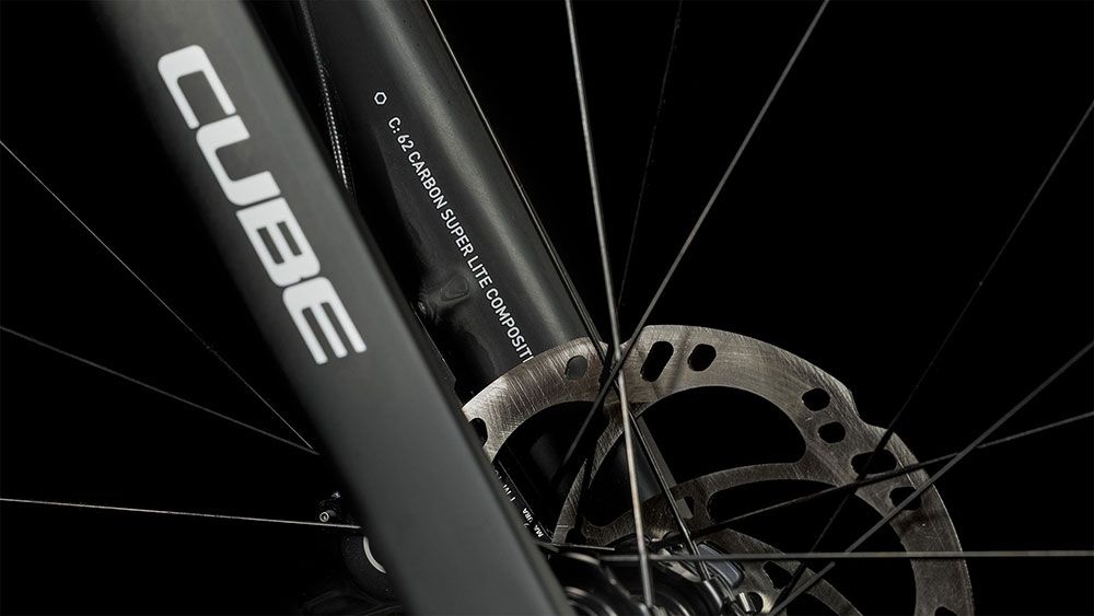 Cube Elite 240 C:62 SLX carbon´n´blue´n´red kaufen | Bike-Discount