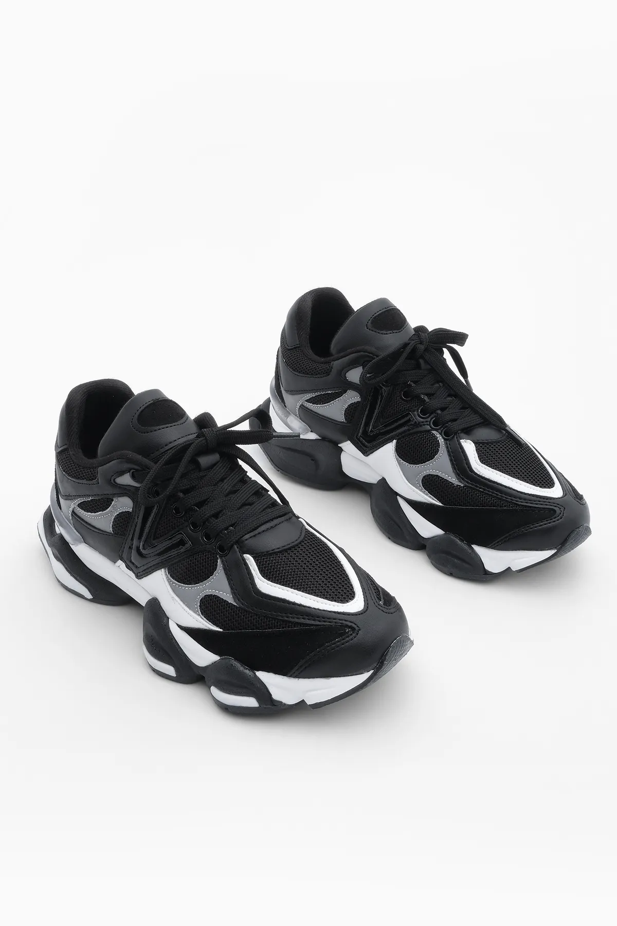 Marjin  Sneaker - Schwarz - Flacher Absatz