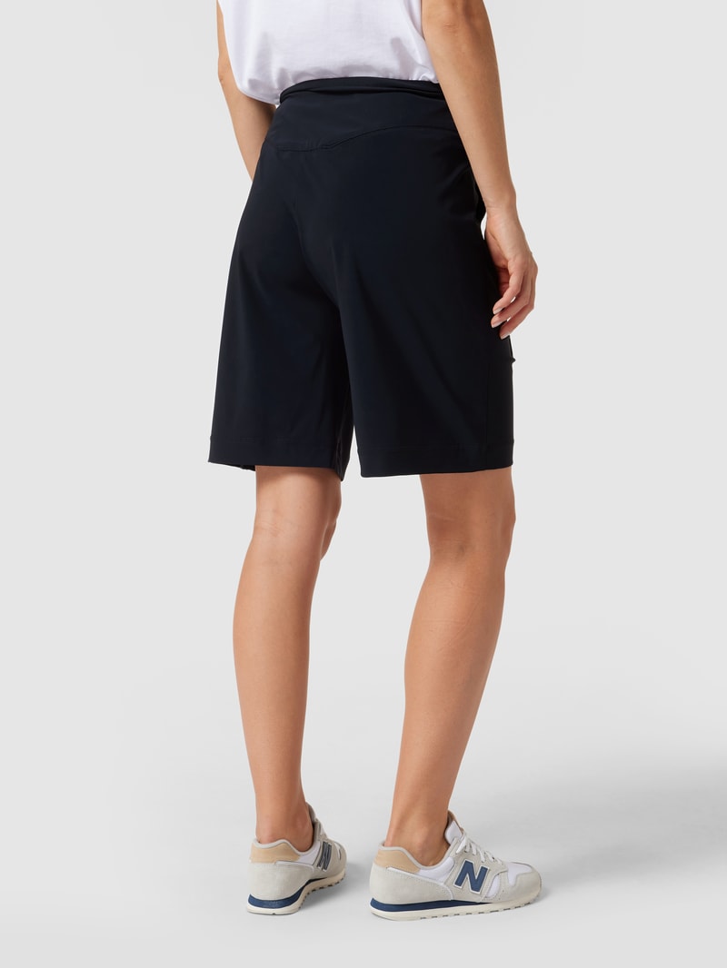 Bermudas mit Ziernähten in marineblau