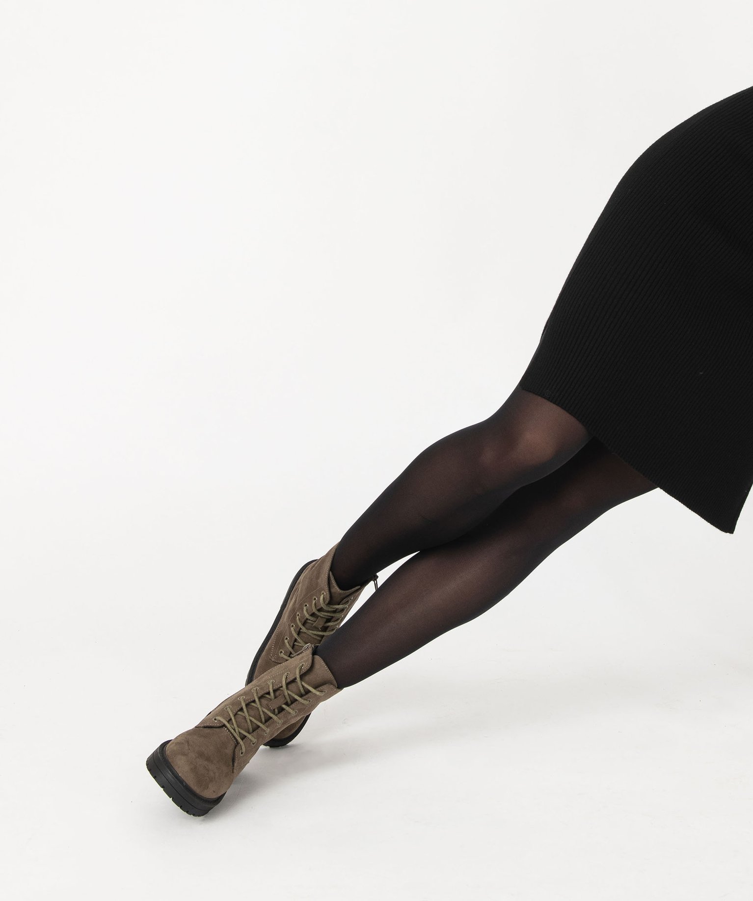 Boots femme dessus uni en suédine à zip et à lacets kaki | GEMO